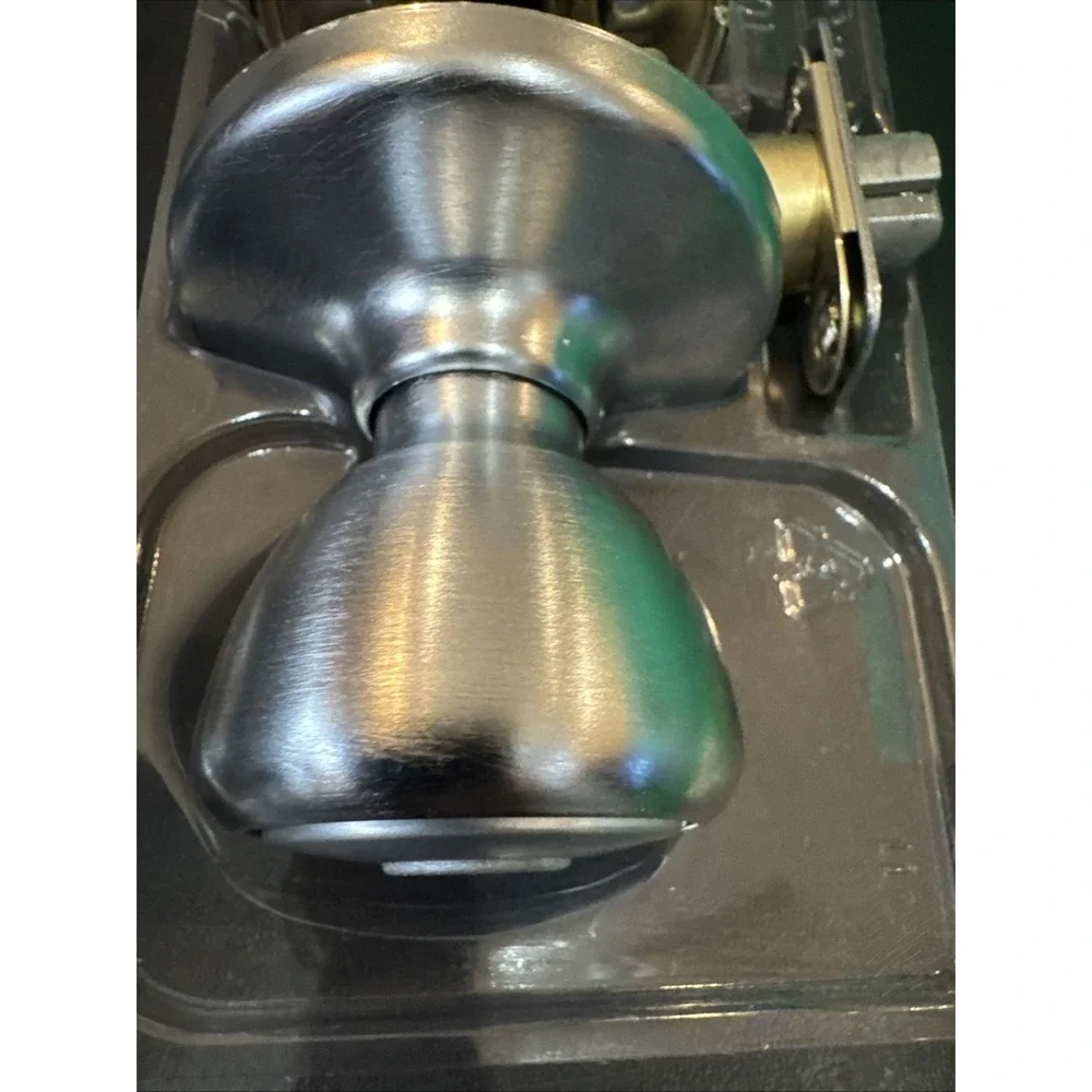 Kwikset 400T-26 Tylo Entry Door Lock - Satin‎ Nickel Finish